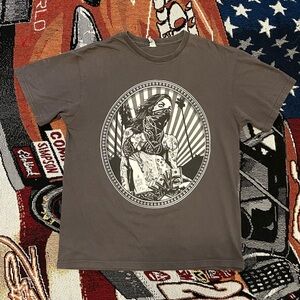 Gildan Chola Graphic Tee (M)